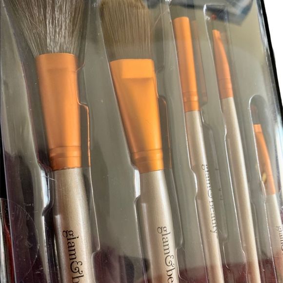 2 pc Makeup Brush Bundle - Picture 4 of 4